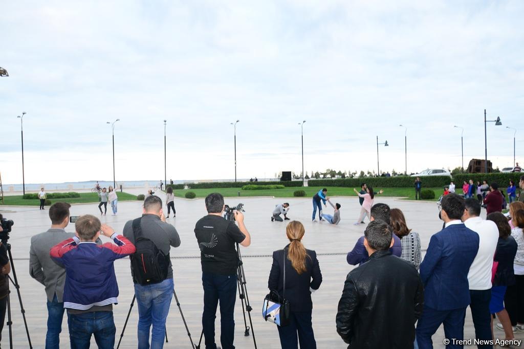 Nəsimi Festivalı çərçivəsində “DanceAbility” inklüziv rəqs qrupunun konserti olub (FOTO)