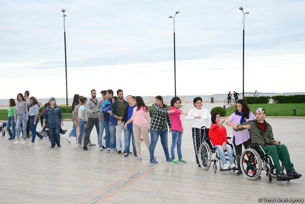 Nəsimi Festivalı çərçivəsində “DanceAbility” inklüziv rəqs qrupunun konserti olub (FOTO)