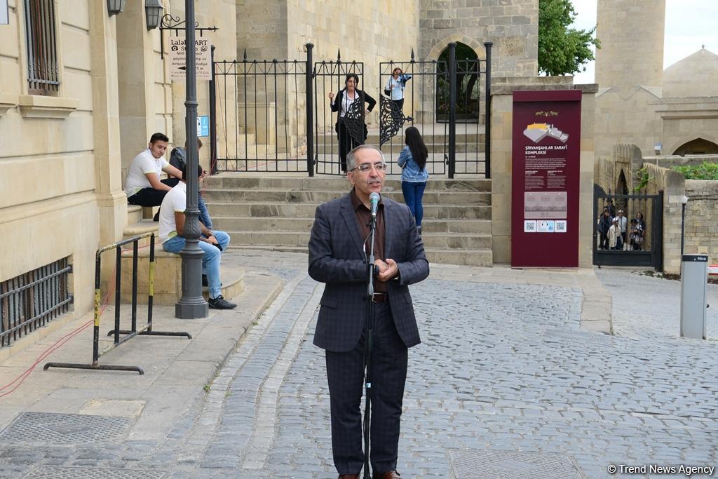 Nəsimi Festivalı çərçivəsində Şirvanşahlar sarayında maraqlı musiqi layihəsi təqdim edilib (FOTO)