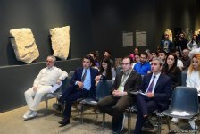 Nəsimi Festivalı çərçivəsində Vaşinqtonla telekörpü - Ceremi Rifkinin mühazirəsi keçirilib (FOTO)