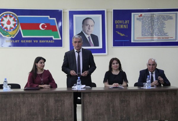 Bilik Fondu Şirvan müəllimlərini təbrik etdi (FOTO)