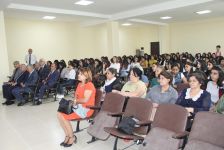 Bilik Fondu Şirvan müəllimlərini təbrik etdi (FOTO)