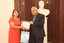 Bilik Fondu Şirvan müəllimlərini təbrik etdi (FOTO)