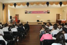 Bilik Fondu Şirvan müəllimlərini təbrik etdi (FOTO)