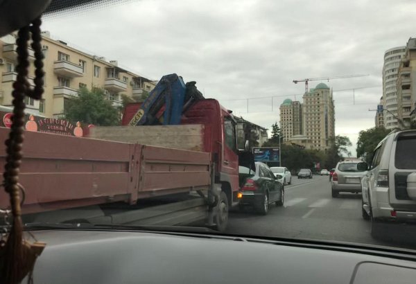 Piyada zolağında qəza (FOTO)