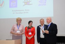 M.V.Lomonosov adına Moskva Dövlət Universitetinin Bakı filialında “Mədəniyyətlərin dialoqunda təhsil: rus məktəbi dünyası” mövzusunda beynəlxalq elmi-praktik forum işinə başlayıb (FOTO)