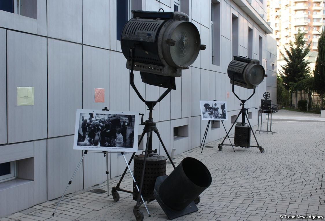 Bakıda retro-sərgi: Keçmişdən səslər (FOTO)