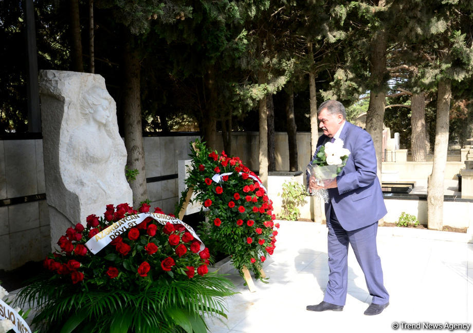 Azərbaycanın dünya elminə bəxş etdiyi görkəmli simalardan biri - şərqşünas alim Aida İmanquliyevanın xatirəsi anılıb (FOTO)