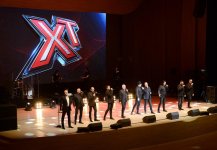 Birinci vitse-prezident Mehriban Əliyeva Heydər Əliyev Mərkəzində “Turetski xoru” qrupunun konsertini izləyib (FOTO)