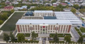 Prezident İlham Əliyev və xanımı Mehriban Əliyeva Qubada Meyvəçilik və Çayçılıq Elmi-Tədqiqat İnstitutunun tingçilik müəssisəsi ilə tanış olublar (YENİLƏNİB) (FOTO)