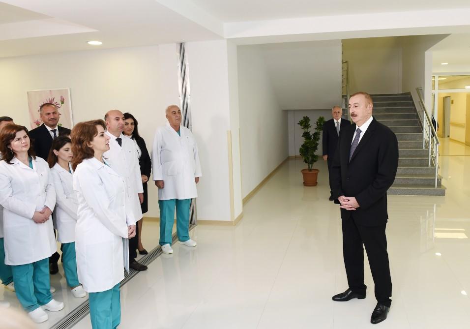 Prezident İlham Əliyev və xanımı Mehriban Əliyeva Quba Rayon Mərkəzi Xəstəxanasının açılışında iştirak ediblər (YENİLƏNİB-2) (FOTO)