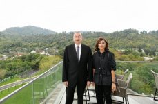 Prezident İlham Əliyev və birinci xanım Mehriban Əliyeva Lənkəran İstisu və Sağlamlıq Mərkəzində görülən işlərlə tanış olublar (FOTO) (YENİLƏNİB)