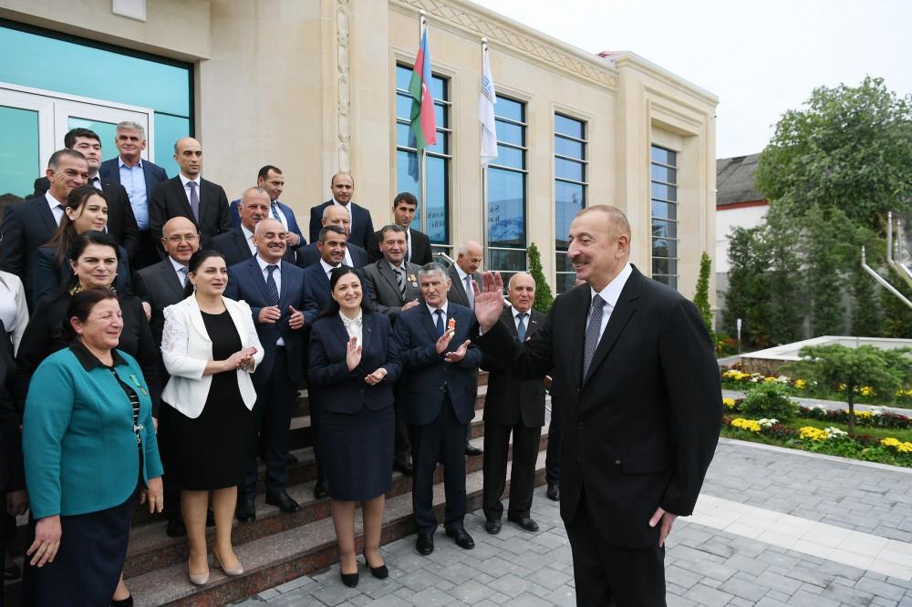 Prezident İlham Əliyev “Astara şəhərinin içməli su təchizatı sistemləri” layihəsinin başa çatması münasibətilə keçirilən mərasimdə iştirak edib (FOTO) (YENİLƏNİB)