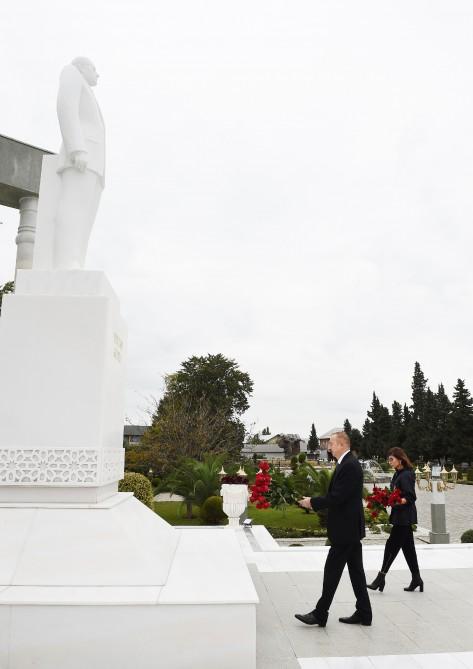 Prezident İlham Əliyev və birinci xanım Mehriban Əliyeva Lənkəran rayonuna səfərə gəliblər (FOTO)