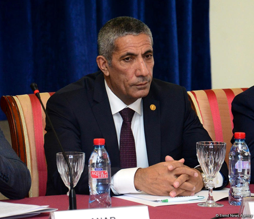 Siyavuş Novruzov: Azərbaycanda dini icmalara maşınların verilməsi nümunəvi haldır (FOTO)