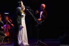Heydər Əliyev Sarayında İqor Ponomarenkonun orkestrinin konserti olub (FOTO/VİDEO)