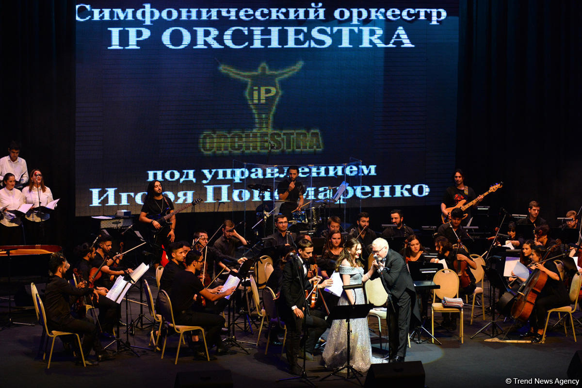 Heydər Əliyev Sarayında İqor Ponomarenkonun orkestrinin konserti olub (FOTO/VİDEO)