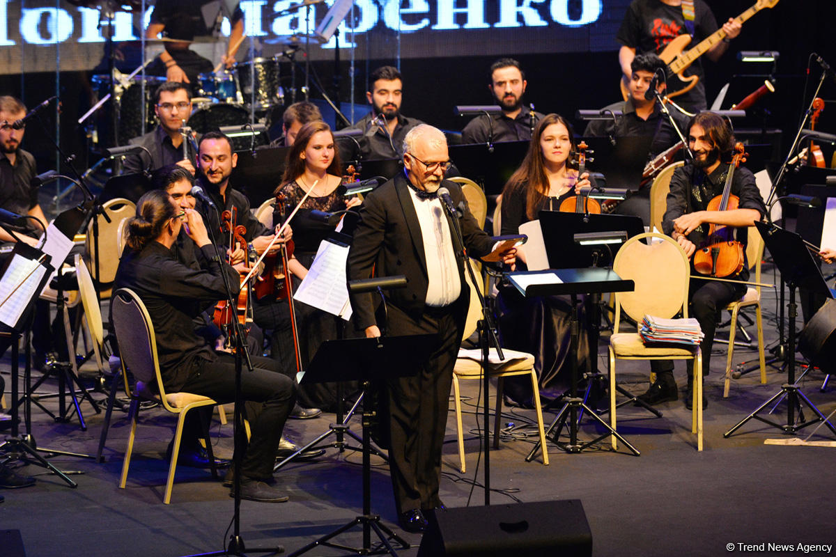 Heydər Əliyev Sarayında İqor Ponomarenkonun orkestrinin konserti olub (FOTO/VİDEO)