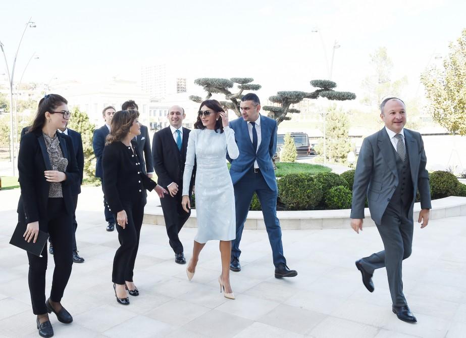 Azərbaycanın Birinci vitse-prezidenti Mehriban Əliyeva İtaliya Senatının sədri ilə görüşüb (FOTO) (YENİLƏNİB)