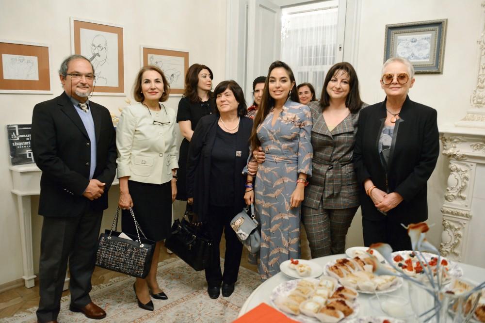 Heydər Əliyev Fondunun vitse-prezidenti Leyla Əliyeva “Bir ömrün iziylə” kitabının təqdimatında iştirak edib (FOTO)