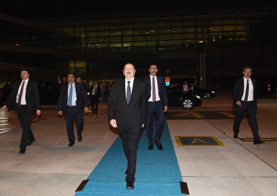 Prezident İlham Əliyevin Türkiyəyə səfəri başa çatdı (FOTO)