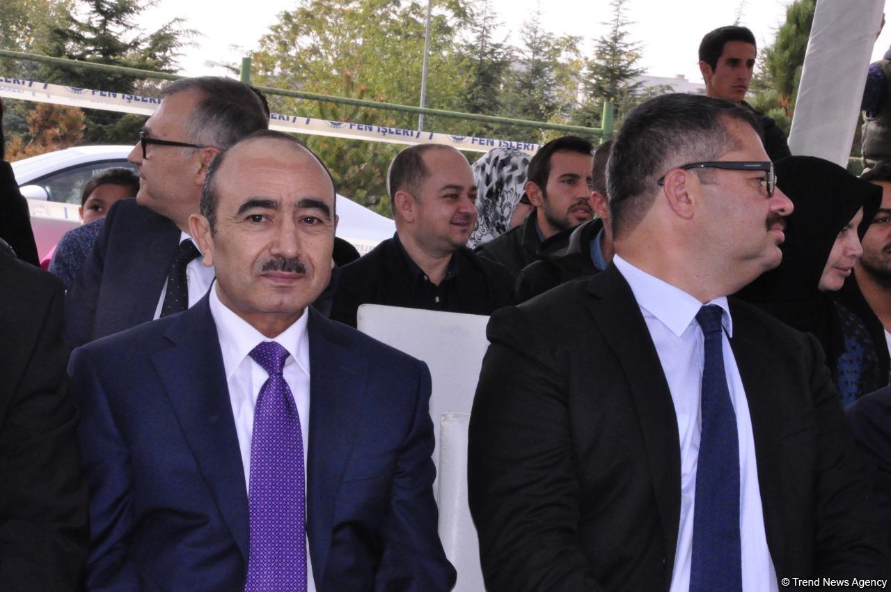 Əli Həsənov: Sovet İttifaqı dağılandan sonra tarixə düşən ən qanlı faciə Xocalı faciəsidir (FOTO) (YENİLƏNİB)