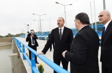 Prezident İlham Əliyev İmişli rayonunda Araz çayının yeni qol-kanalının açılış mərasimində iştirak edib (FOTO) (YENİLƏNİB)