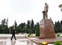 Prezident İlham Əliyev İmişli rayonuna səfərə gəlib (FOTO)