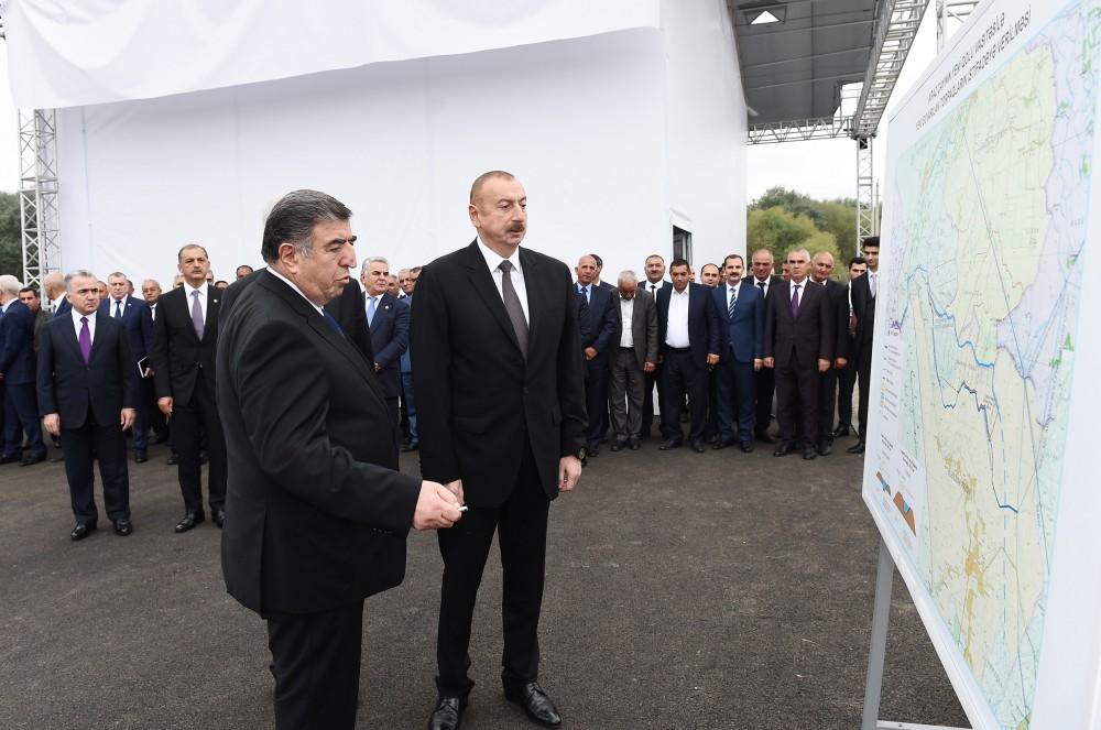 Prezident İlham Əliyev İmişli rayonunda Araz çayının yeni qol-kanalının açılış mərasimində iştirak edib (FOTO) (YENİLƏNİB)
