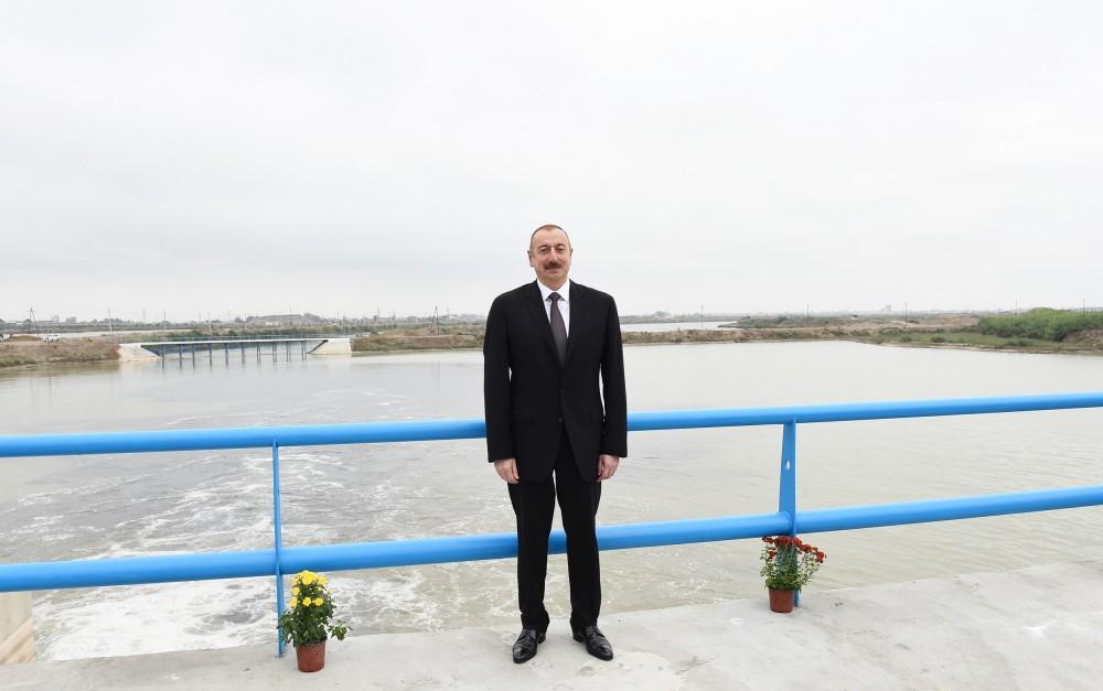 Prezident İlham Əliyev İmişli rayonunda Araz çayının yeni qol-kanalının açılış mərasimində iştirak edib (FOTO) (YENİLƏNİB)