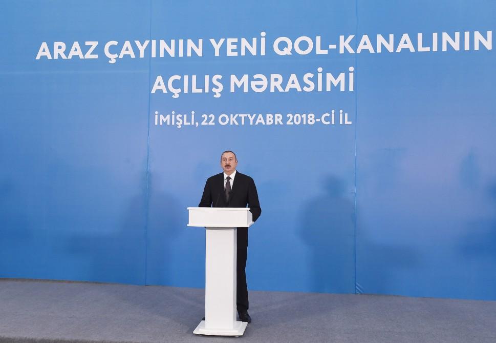 Prezident İlham Əliyev İmişli rayonunda Araz çayının yeni qol-kanalının açılış mərasimində iştirak edib (FOTO) (YENİLƏNİB)