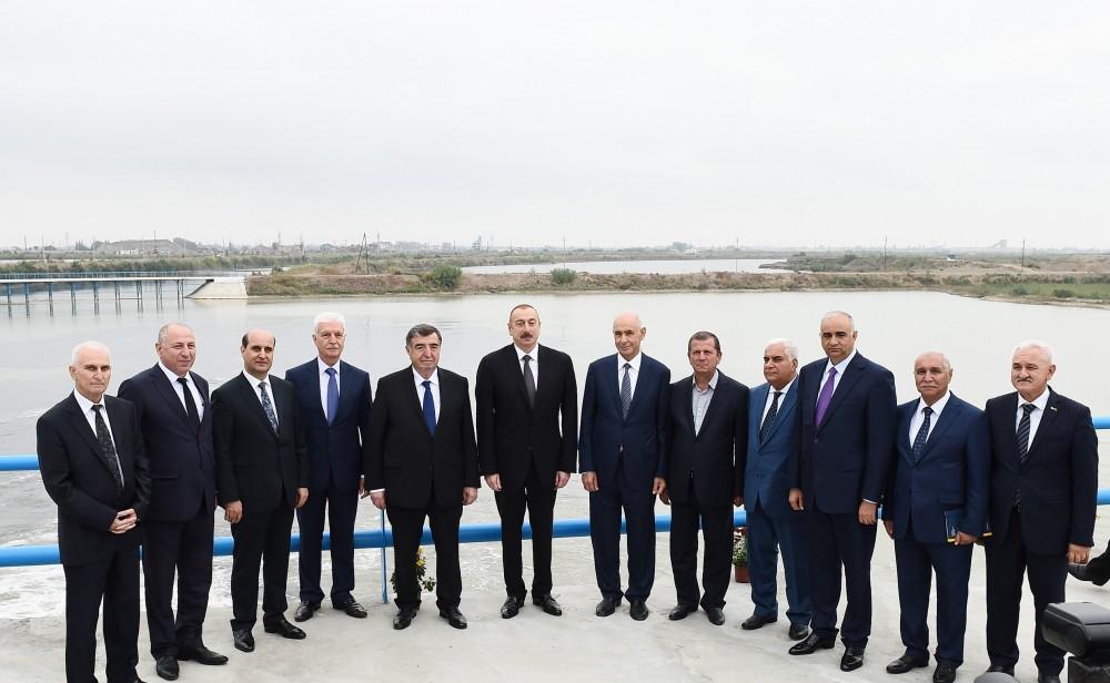 Prezident İlham Əliyev İmişli rayonunda Araz çayının yeni qol-kanalının açılış mərasimində iştirak edib (FOTO) (YENİLƏNİB)