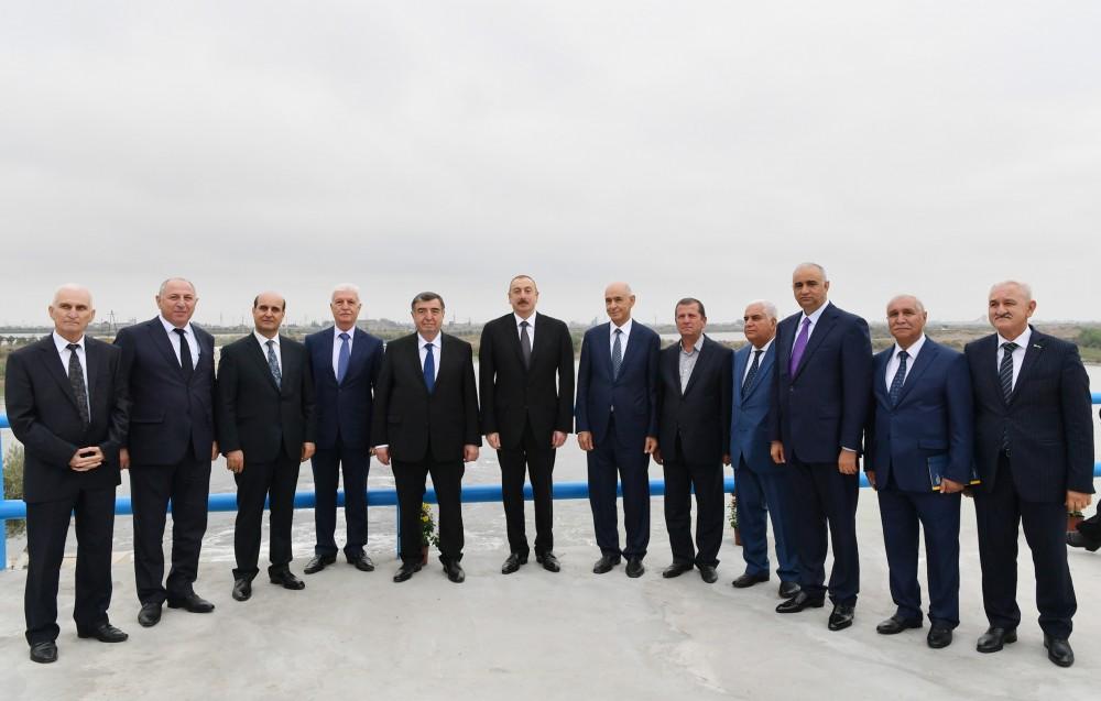 Prezident İlham Əliyev İmişli rayonunda Araz çayının yeni qol-kanalının açılış mərasimində iştirak edib (FOTO) (YENİLƏNİB)