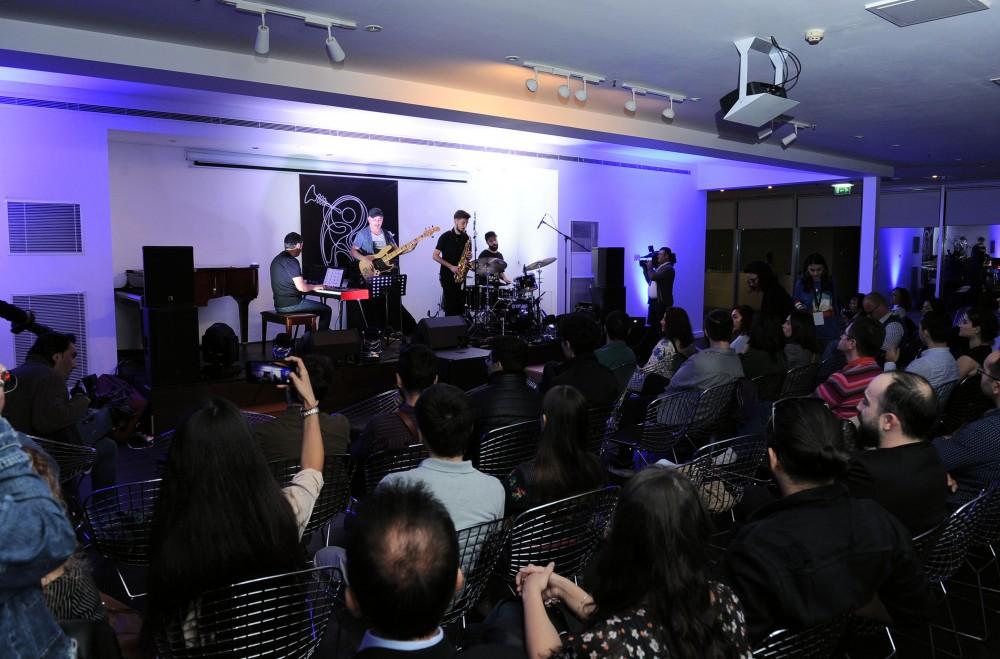 Beynəlxalq Caz Festivalı çərçivəsində Azərbaycan musiqisi axşamı təşkil olunub (FOTO)