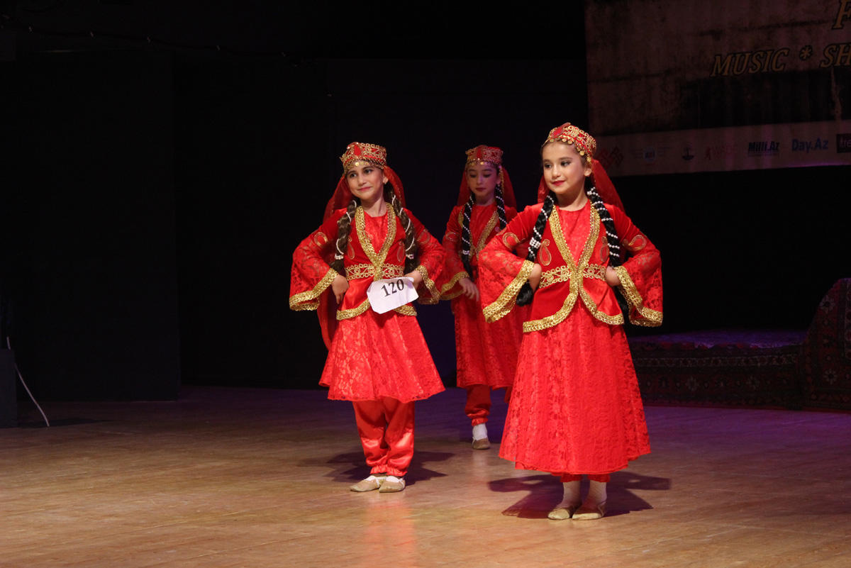 Payız Əfsanələri İncəsənət müsabiqəsi yarışma keçirilib (FOTO)