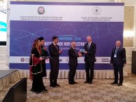 ISESCO-nun baş direktoru və Aİ nümayəndəliyinin rəhbəri Azərbaycanın mobil rezidenti oldu (FOTO)