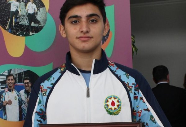 Azərbaycanlı gimnast: Azərbaycan Gimnastika Federasiyası bizim üçün bütün şəraiti yaradır (FOTO)