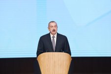 Prezident İlham Əliyev və birinci xanım Mehriban Əliyeva VI Bakı Beynəlxalq Humanitar Forumunun rəsmi açılış mərasimində iştirak ediblər (YENİLƏNİB-3) (FOTO)