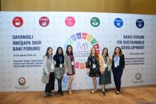 Dayanıqlı İnkişafa dair Bakı Forumunu əks etdirən FOTOLAR