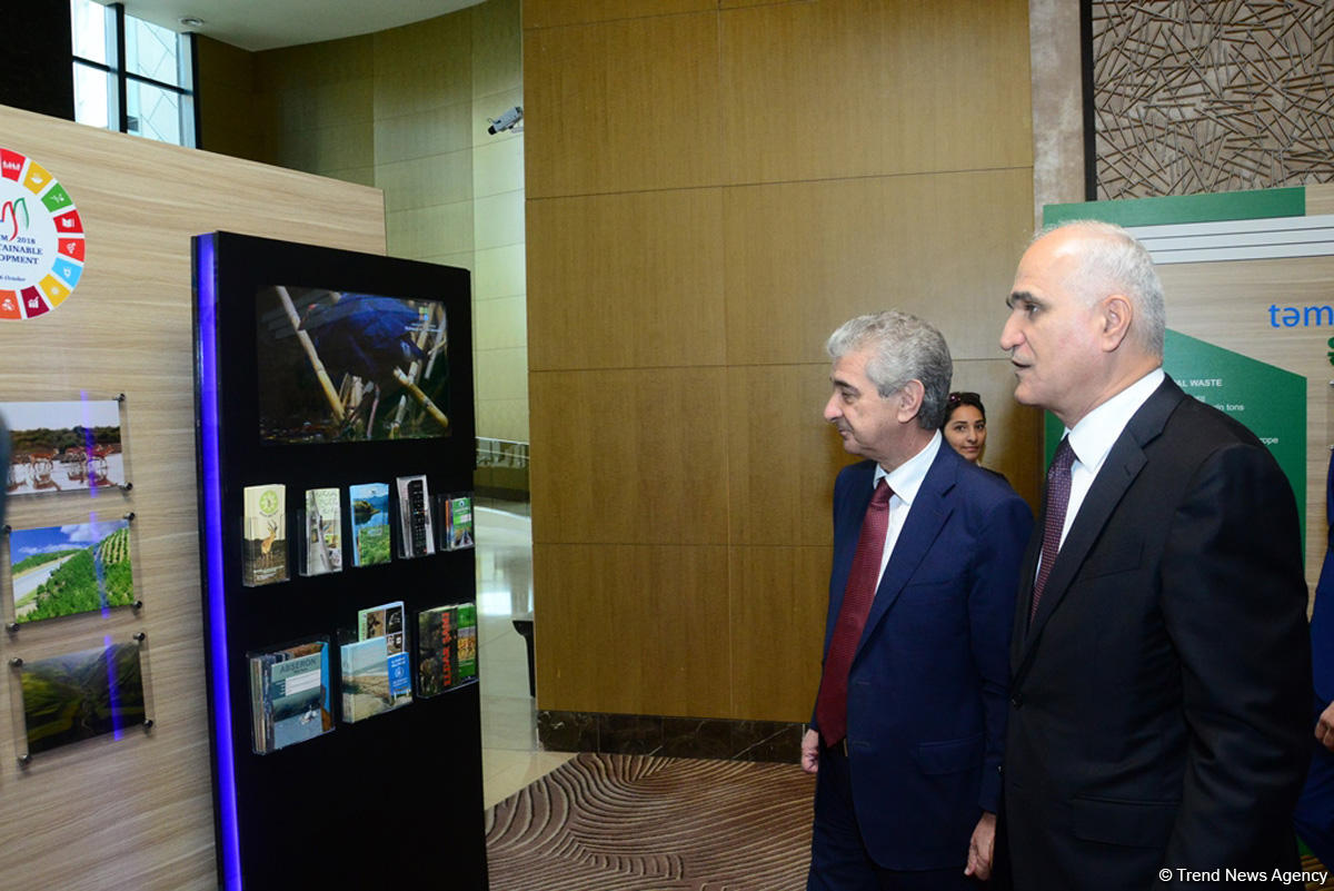 Dayanıqlı İnkişafa dair Bakı Forumunu əks etdirən FOTOLAR