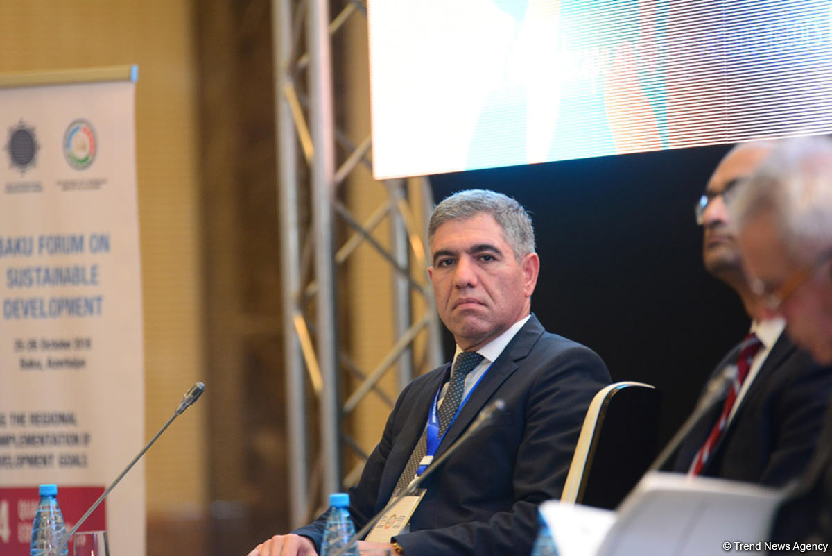Nazir: Azərbaycanda əmək bazarına hər il 100 min yeni işçi qüvvəsi gəlir (FOTO)