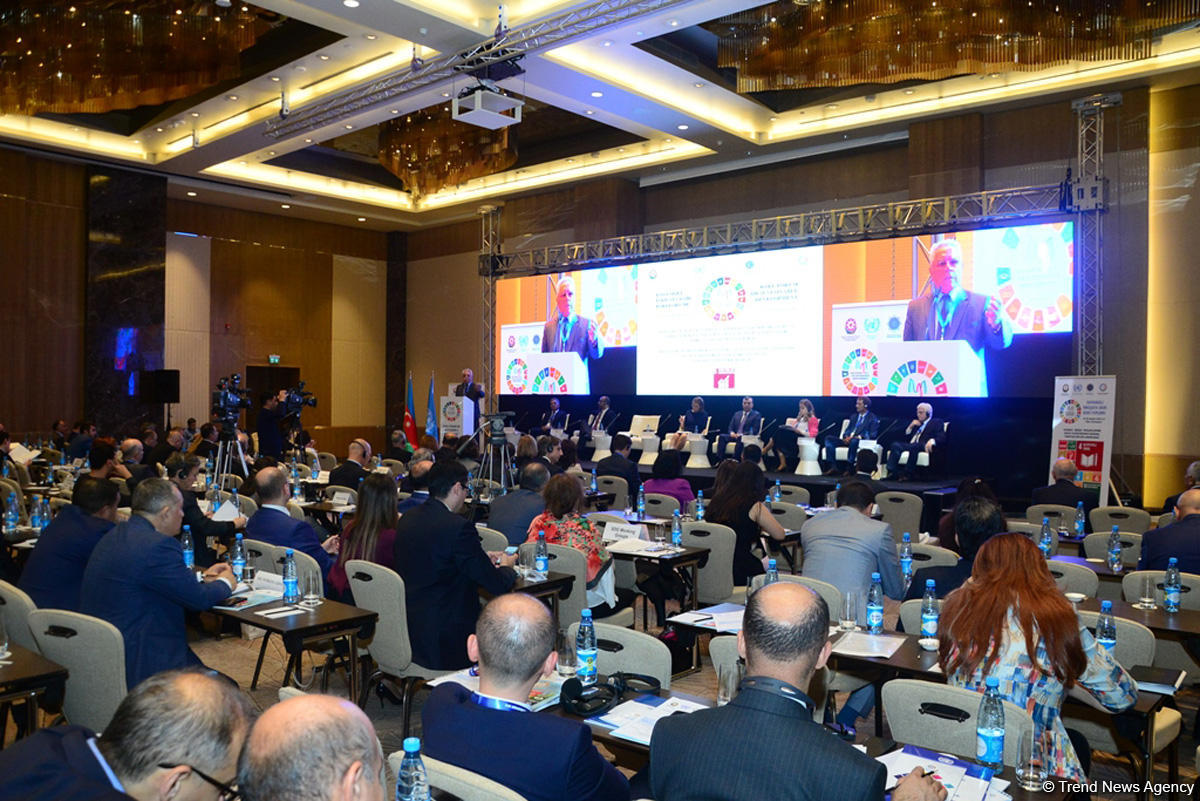 Nazir: Azərbaycanda əmək bazarına hər il 100 min yeni işçi qüvvəsi gəlir (FOTO)