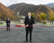 Prezident İlham Əliyev və birinci xanım Mehriban Əliyeva Qax şəhərində “Yurd Hotel” mehmanxanasının açılışında iştirak ediblər (FOTO)