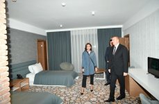 Prezident İlham Əliyev və birinci xanım Mehriban Əliyeva Qax şəhərində “Yurd Hotel” mehmanxanasının açılışında iştirak ediblər (FOTO)