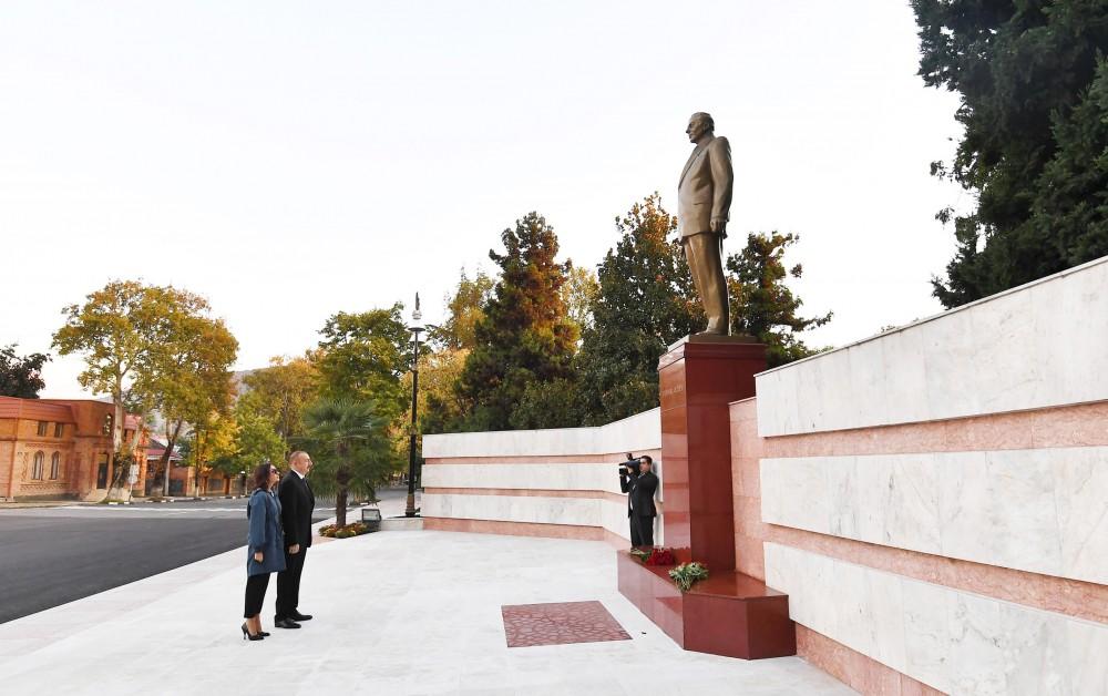 Prezident İlham Əliyev və birinci xanım Mehriban Əliyeva Qax rayonuna səfərə gəliblər (FOTO)