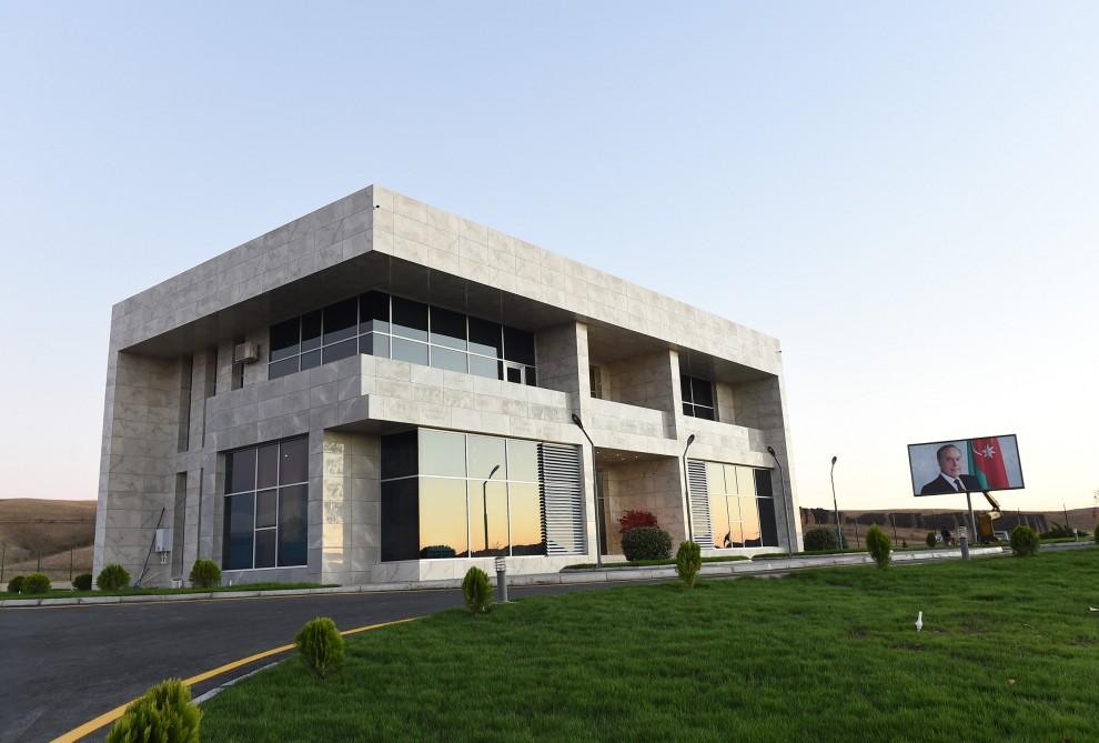 Prezident İlham Əliyev və birinci xanım Mehriban Əliyeva “Ulu Aqro” MMC-nin Qax Aqroparkının açılışında iştirak ediblər (FOTO) (YENİLƏNİB)