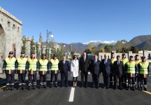 Prezident İlham Əliyev və birinci xanım Mehriban Əliyeva Şəki-Kiş avtomobil yolunun açılışında iştirak ediblər