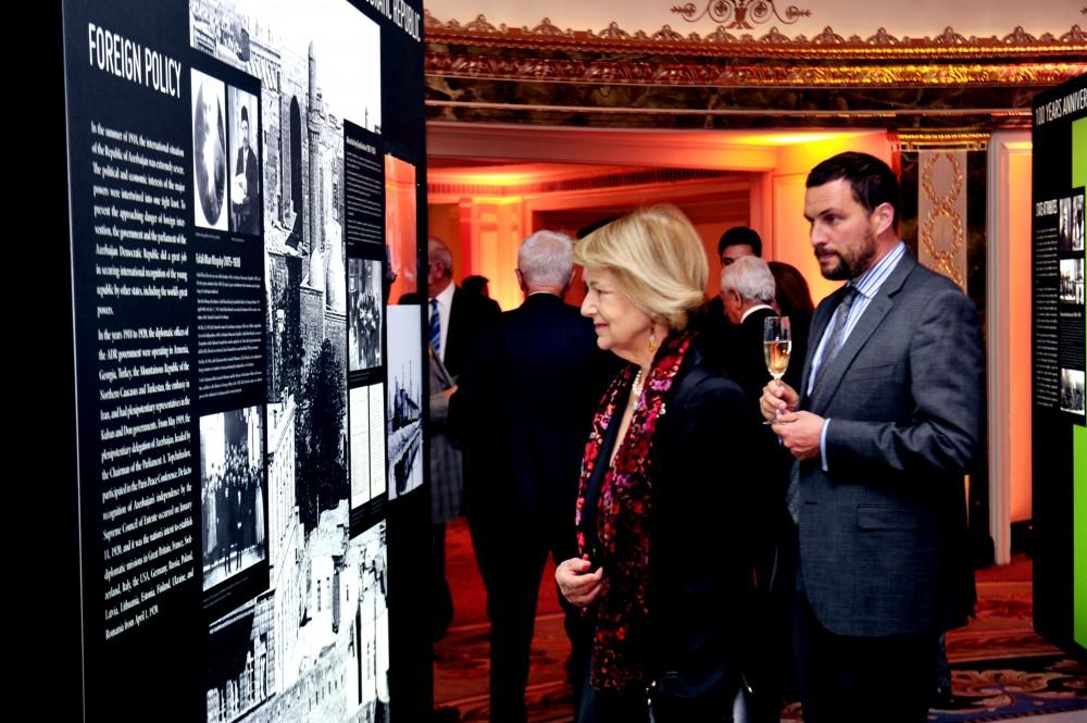 Heydər Əliyev Fondunun təşkilatçılığı ilə Londonda Azərbaycan Xalq Cümhuriyyətinin 100 illiyinə həsr olunan tədbir keçirilib (FOTO)