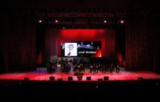 Görkəmli bəstəkar Arif Məlikovun mahnılarından ibarət konsert anşlaqla keçib (FOTO)