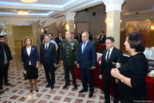 Əsir və itkin düşmüş, girov götürülmüş vətəndaşlarla əlaqədar Dövlət Komissiyasının iclası keçirilib (FOTO)